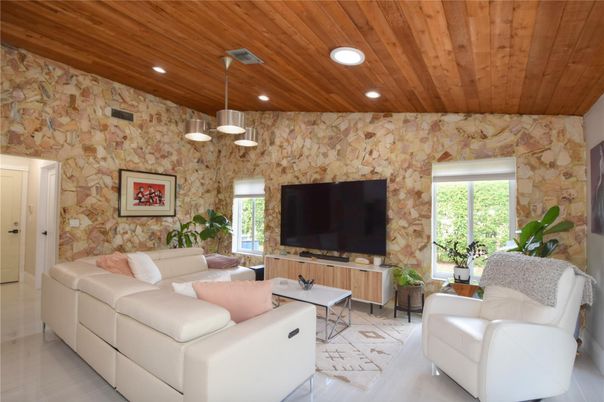 Interior, Living room, Pendant Lights, Recessed Lighting, Stone Walls, Wooden Ceilings