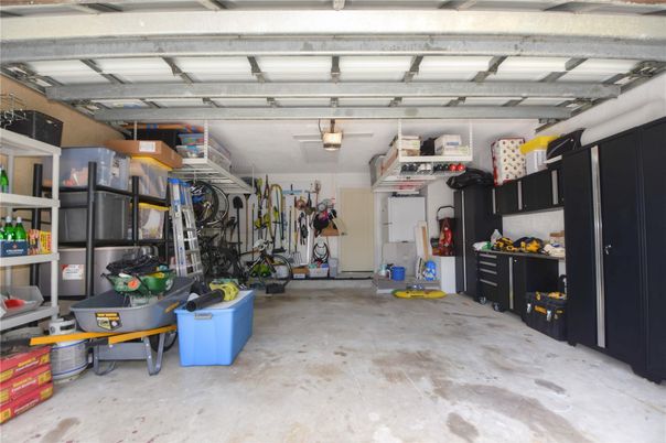 Garage, Interior
