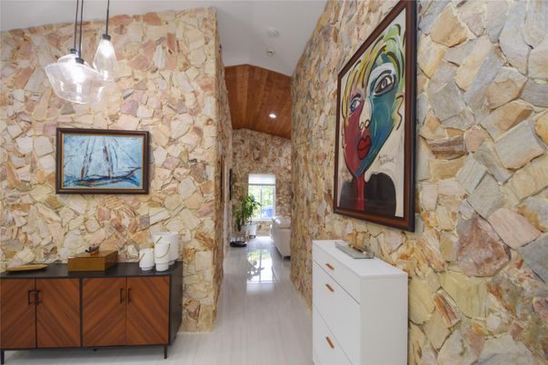 Bathroom, Interior, Pendant Lights, Recessed Lighting, Stone Walls, Wooden Ceilings