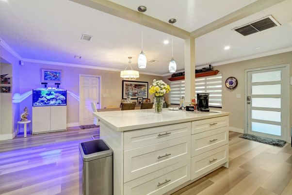 Interior, Pendant Lights, Recessed Lighting, Wood Texture Flooring