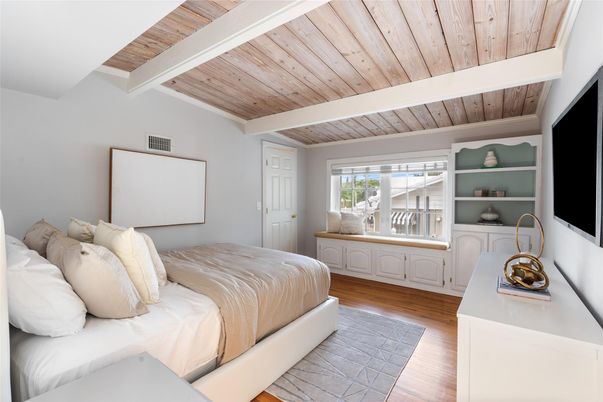 Bedroom, Interior, Wooden Beams, Wooden Ceilings, Wood Texture Flooring