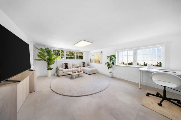 Home Office, Interior, Living room