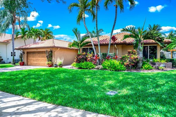 Attached, Backyard, Exterior, Facade, Mediterranean