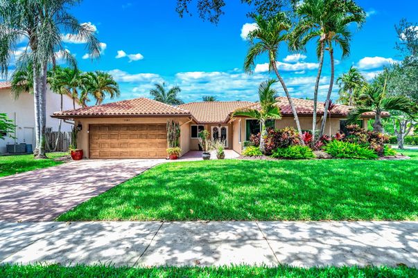 Attached, Backyard, Exterior, Facade, Mediterranean