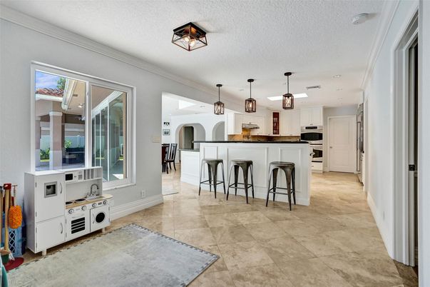 Interior, Kitchen, Pendant Lights, Recessed Lighting, Stainless Steel Appliances