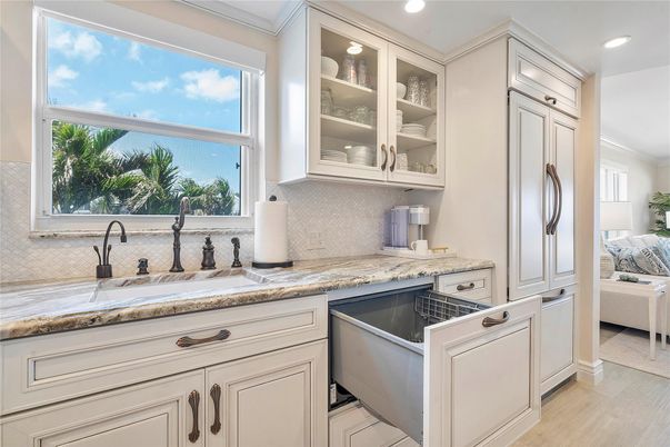 Bedroom, Interior, Kitchen, Recessed Lighting