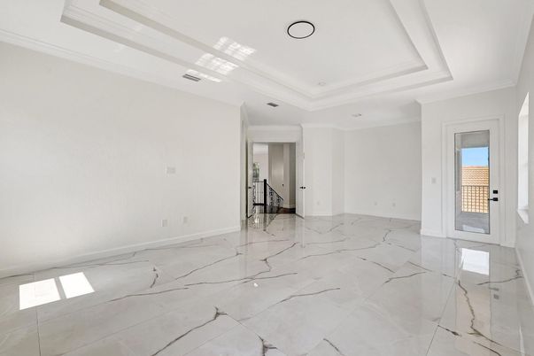 Empty room, Interior, Marble, Recessed Lighting