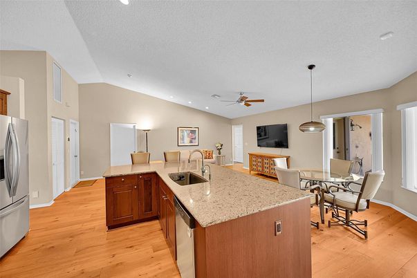Dining room, Interior, Kitchen, Pendant Lights, Recessed Lighting, Wood Texture Flooring