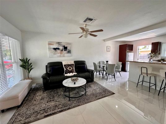 Dining room, Interior, Living room, Recessed Lighting