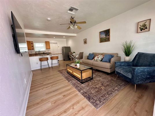 Interior, Kitchen, Living room, Recessed Lighting, Wood Texture Flooring