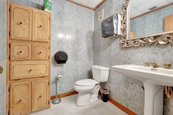 Bathroom, Interior