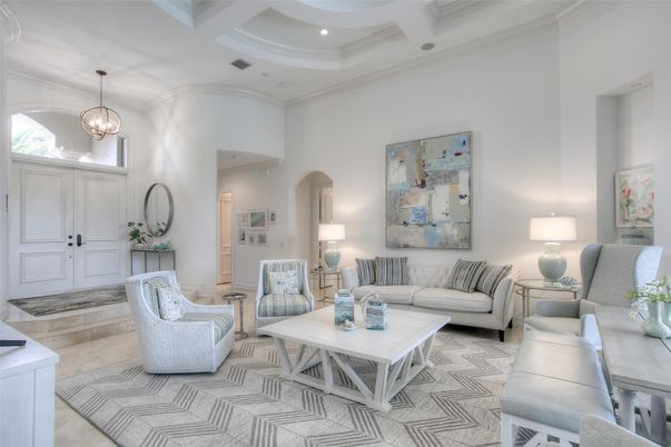Interior, Living room, Pendant Lights, Recessed Lighting