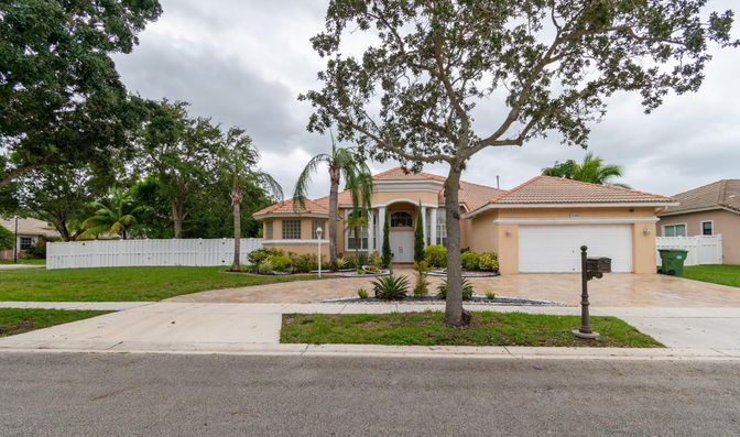 Attached, Backyard, Exterior, Facade, Mediterranean