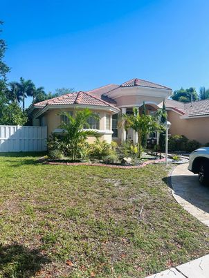 Backyard, Exterior, Facade, Mediterranean