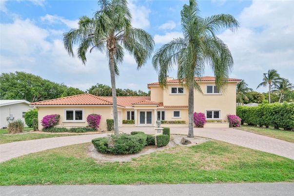 Backyard, Exterior, Facade, Mediterranean