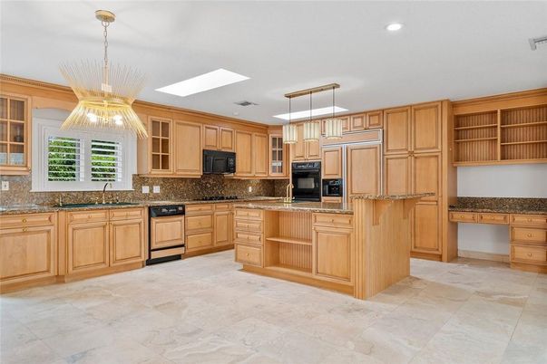 Chandelier, Interior, Kitchen, Pendant Lights, Recessed Lighting