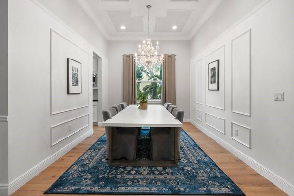 Chandelier, Dining room, Interior, Recessed Lighting, Wood Texture Flooring