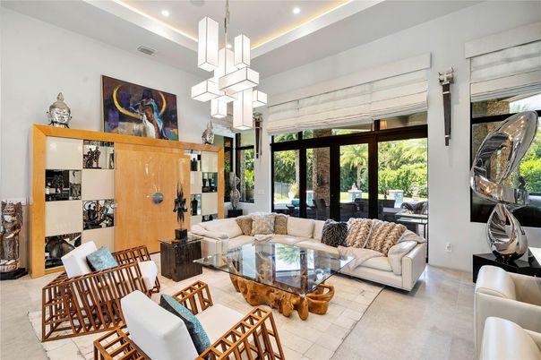Interior, Living room, Pendant Lights, Recessed Lighting