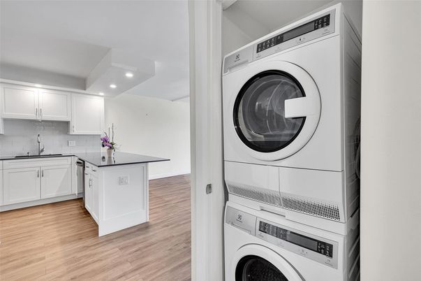 Interior, Kitchen, Recessed Lighting, Utility Closets, Washer, Wood Texture Flooring