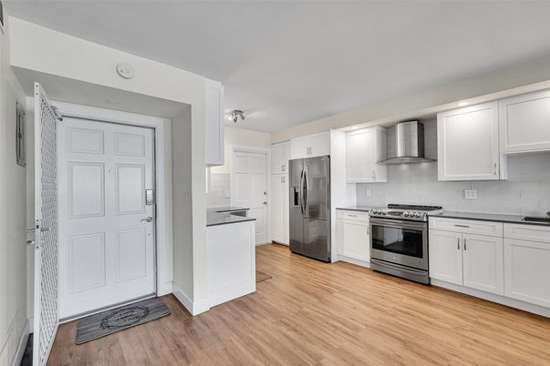 Interior, Kitchen, Stainless Steel Appliances, Wood Texture Flooring
