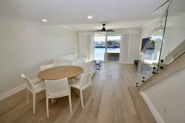 Dining room, Interior, Living room, Recessed Lighting, Water, Wood Texture Flooring