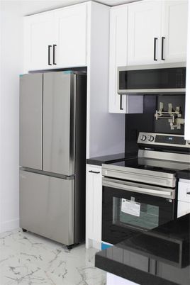 Interior, Kitchen, Marble, Stainless Steel Appliances
