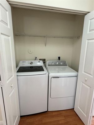 Interior, Utility Closets, Washer, Wood Texture Flooring