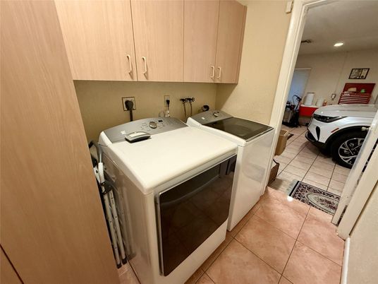 Interior, Recessed Lighting, Washer