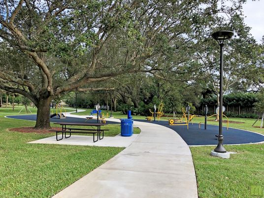 Backyard, Exterior, Playground