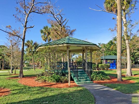 Backyard, Exterior, Playground