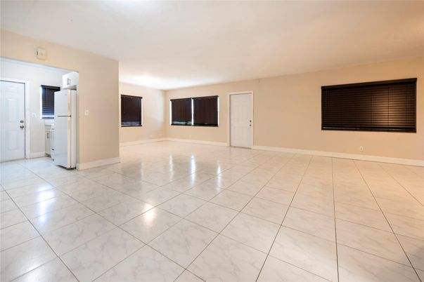 Empty room, Interior, Marble
