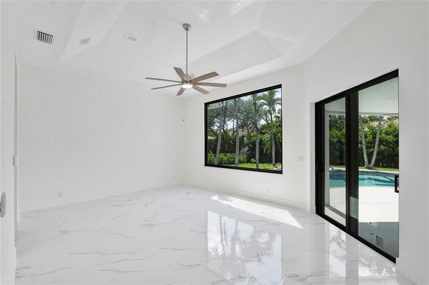 Empty room, Interior, Marble, Recessed Lighting
