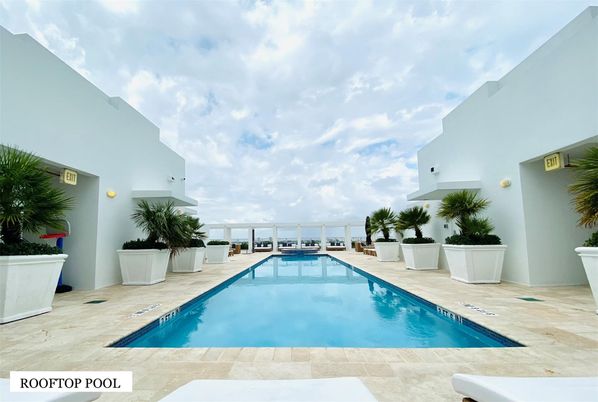 Exterior, Pool, Water