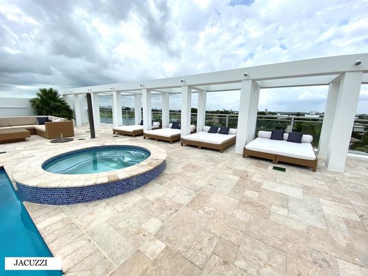 Exterior, Pool, Water
