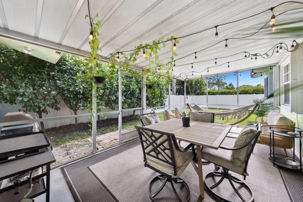 Dining room, Interior, Sun Room