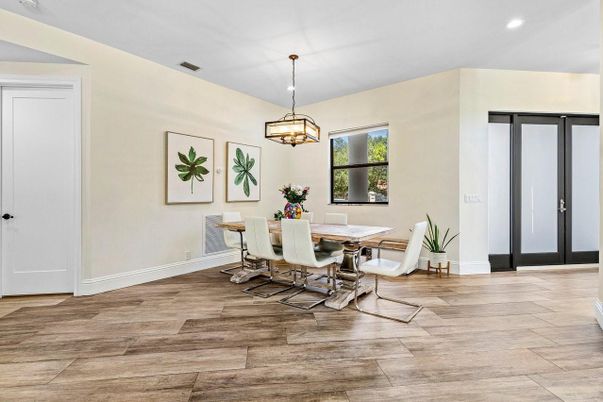 Dining room, Interior, Pendant Lights, Recessed Lighting, Wood Texture Flooring