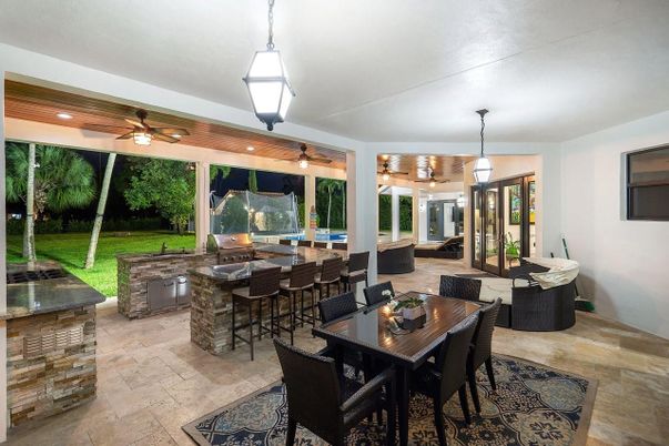 Exterior, Pendant Lights, Recessed Lighting