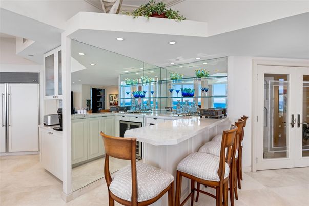 Interior, Kitchen, Recessed Lighting, Water