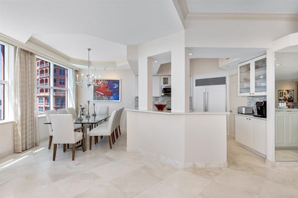 Chandelier, Dining room, Interior, Kitchen, Pendant Lights, Recessed Lighting