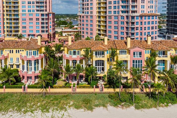 Exterior, Facade, Condo Building
