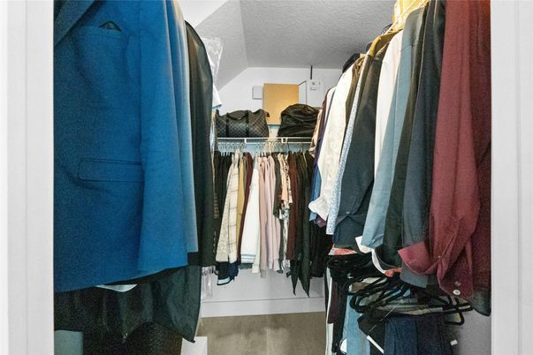 Interior, Walk-in Closets