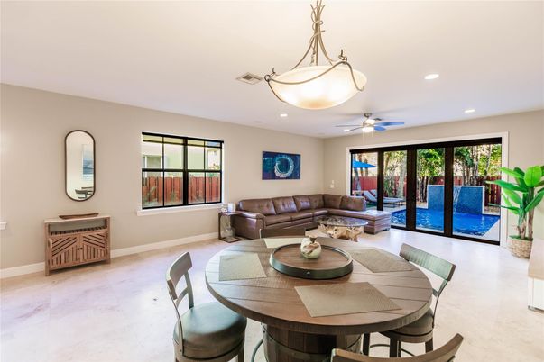 Dining room, Interior, Living room, Pendant Lights, Recessed Lighting