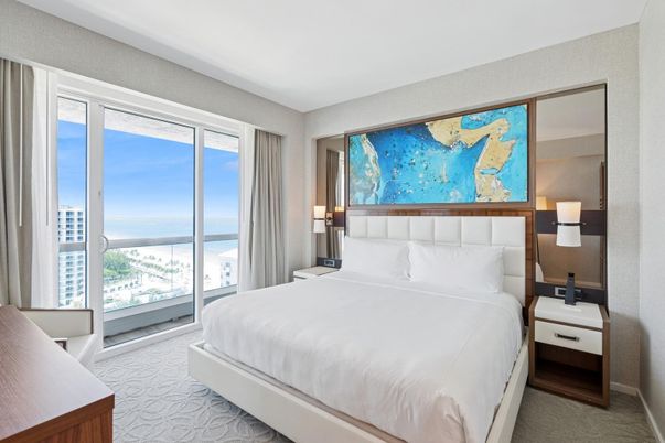 Bedroom, Interior, Water