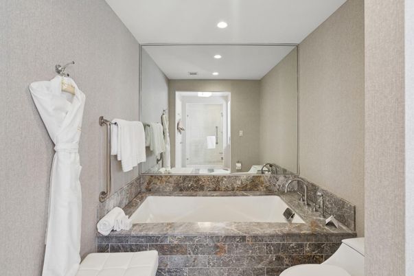 Bathroom, Interior, Recessed Lighting