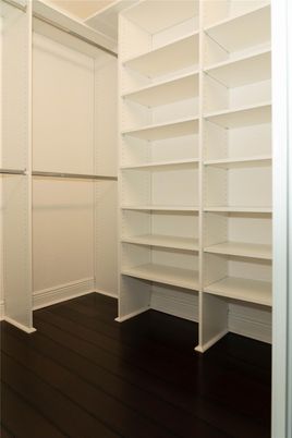 Interior, Walk-in Closets, Wood Texture Flooring