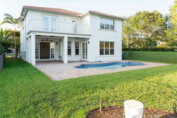 Backyard, Exterior, Pool