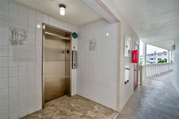 Elevator, Interior