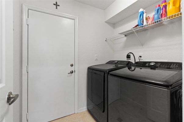 Interior, Washer
