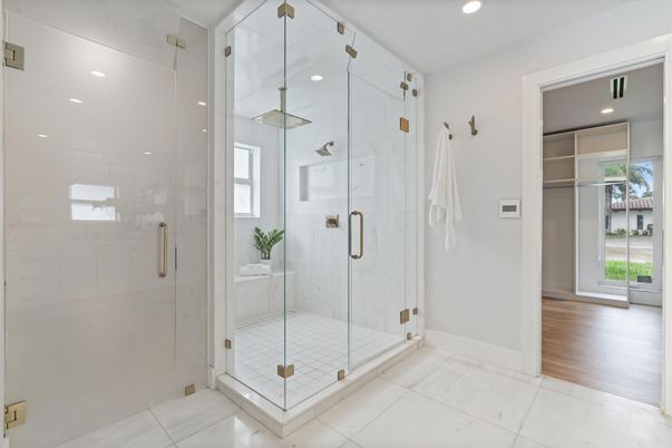 Bathroom, Interior, Recessed Lighting, Wood Texture Flooring