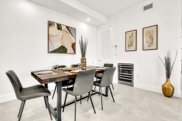 Dining room, Interior, Recessed Lighting